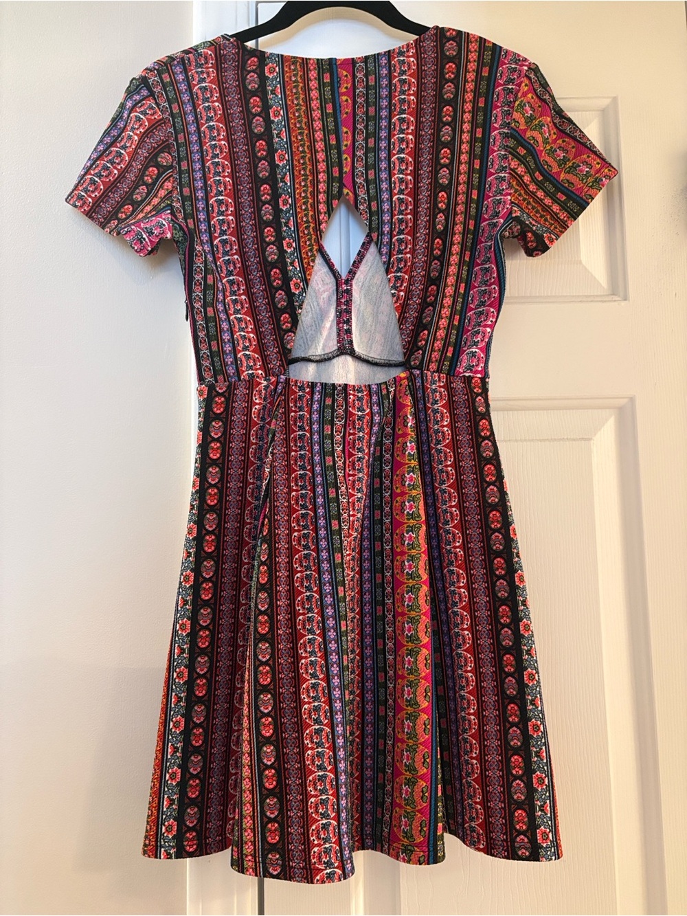Show Me Your Mumu Multicolor Striped V-Neck Short Sleeve Dress - Pink Mix - Picture 2 of 5